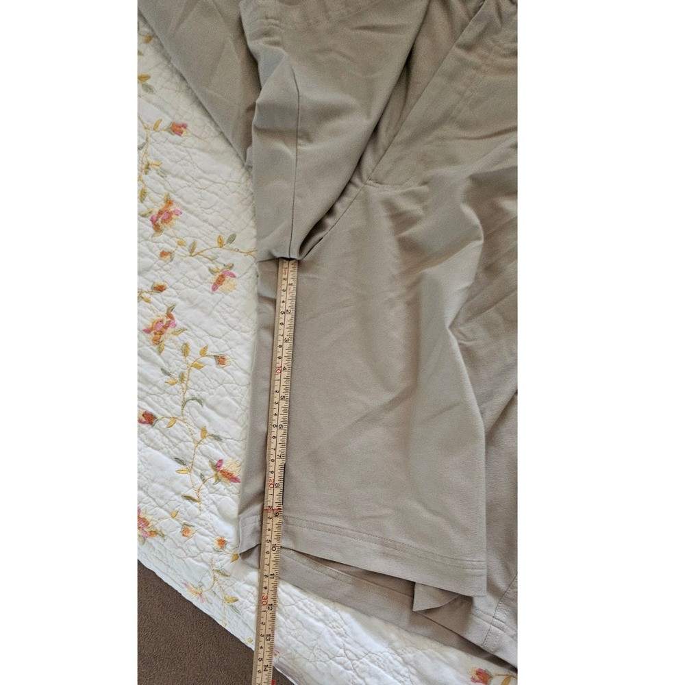 Pebble Beach Performance Mens Golf Shorts Tan Khaki Size 44 Stretch Flat Front - Picture 4 of 6
